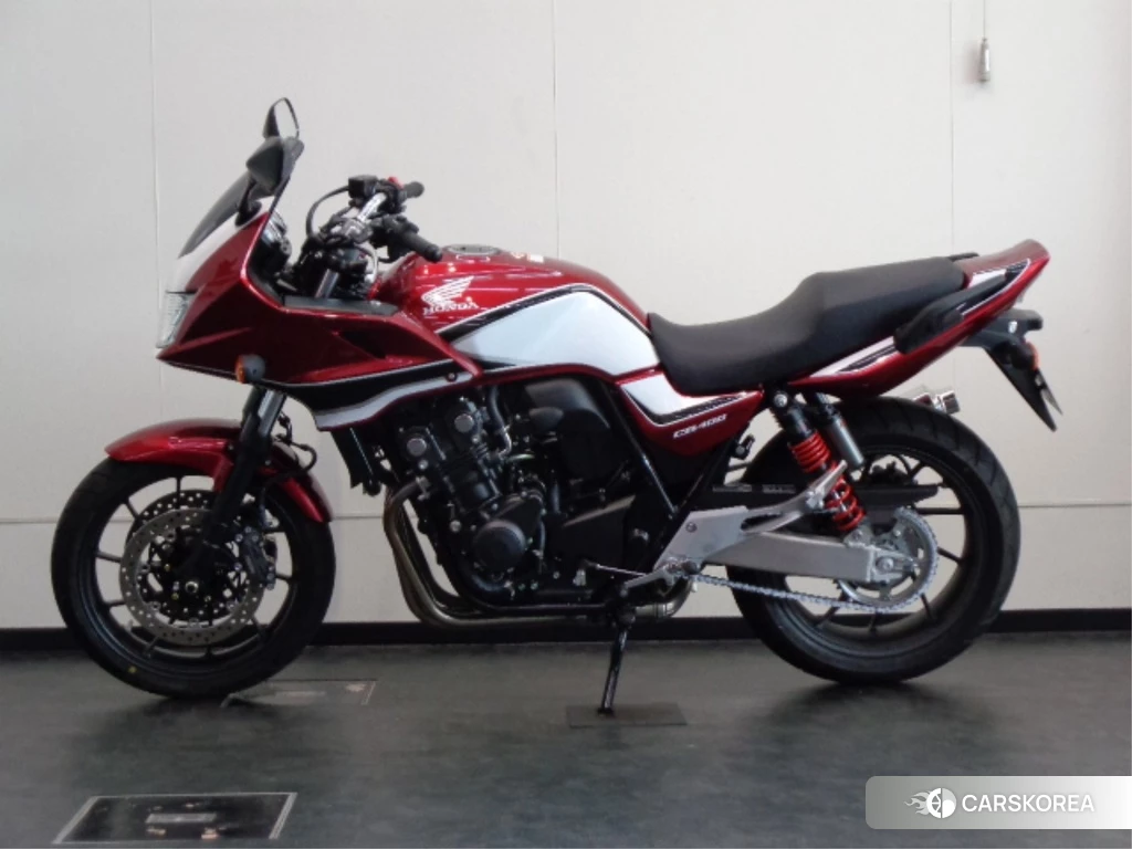 Проданный Honda CB400SF BOLDOR ABS 2022 из Японии, фото 2