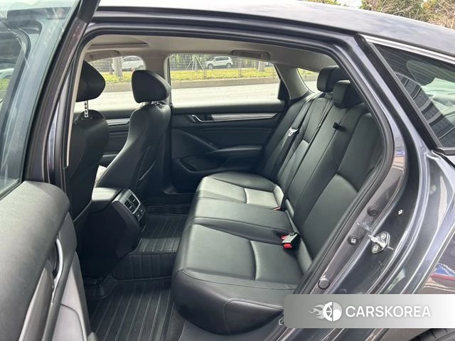 Honda Accord id 4276679 из Китая 12