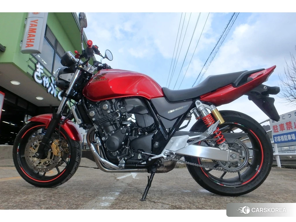 Проданный Honda CB400SF 2016 из Японии, фото 2