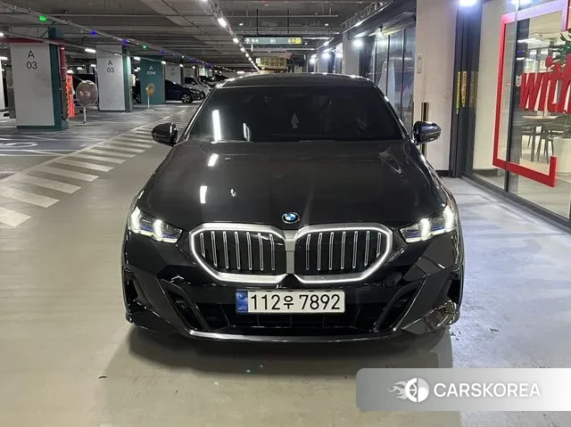 BMW 5 Series (G60) id 3437261 из Кореи 12