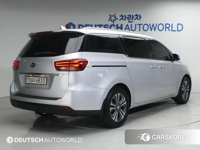 Kia The New Carnival id 4403268 из Кореи 11