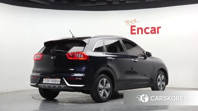 Kia Niro id 3789865 из Кореи 12