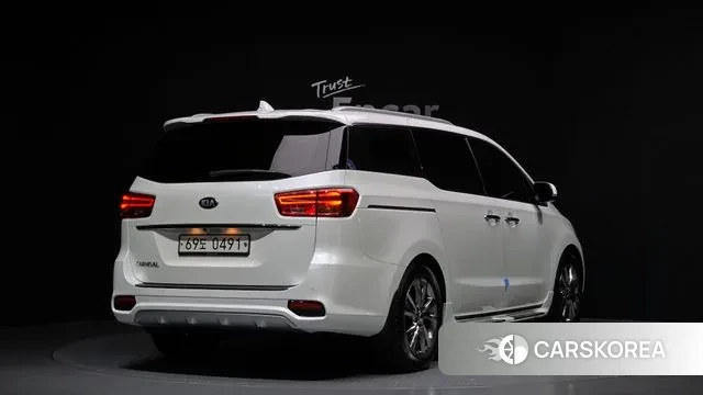 Kia The New Carnival id 3718392 из Кореи 12