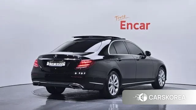 Mercedes-Benz E-Class W213 id 3728365 из Кореи 12