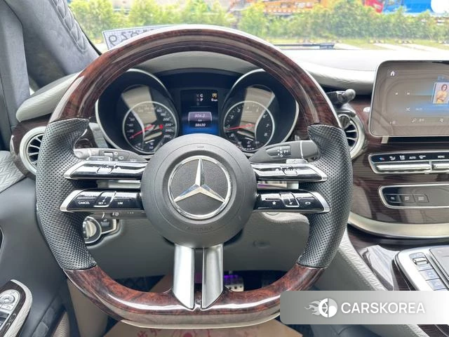 Mercedes-Benz V-class id 4277632 из Китая 12