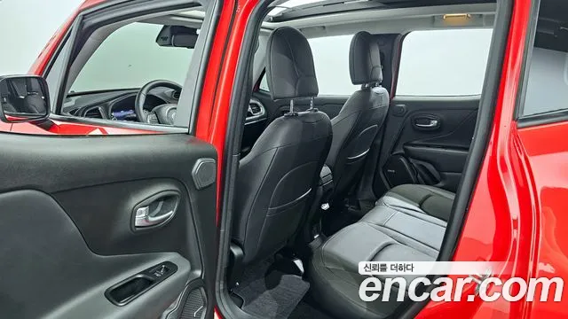 Jeep Renegade id 2649992 из Кореи 12