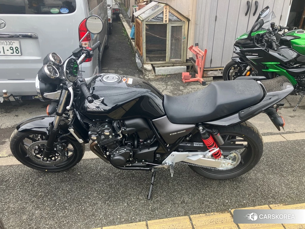 Проданный Honda CB400SF 2023 из Японии, фото 2