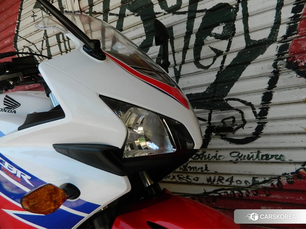 Проданный Honda CBR400R 2013 из Японии, фото 2