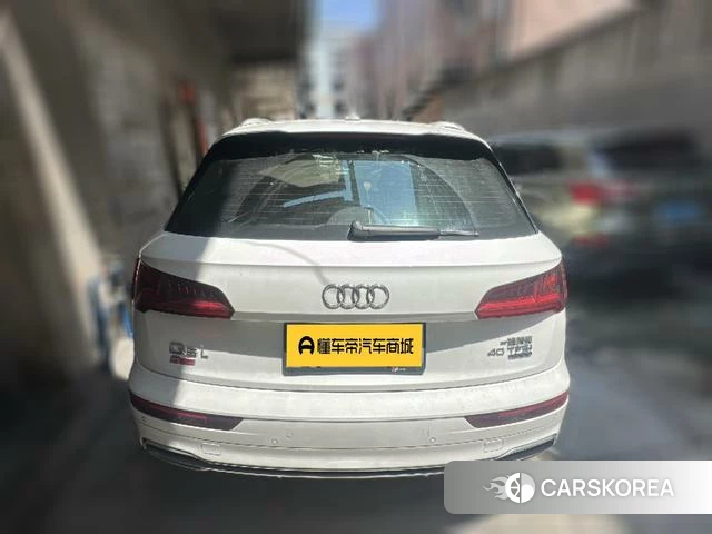 Audi Q5L 2021 Белый из Китая, фото 2