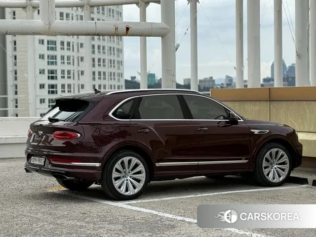 Bentley Bentayga id 3064620 из Кореи 12