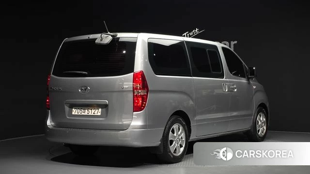 Hyundai The New Grand Starex id 4435684 из Кореи 12