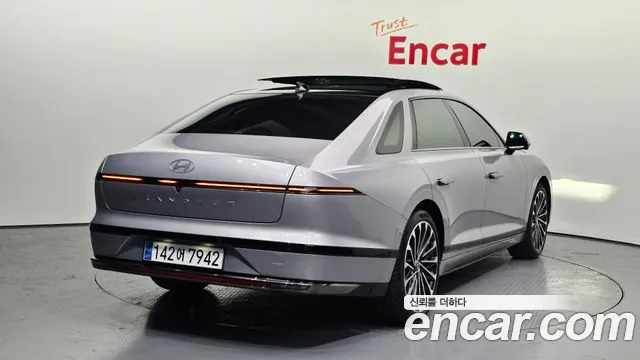 Hyundai Grandeur Hybrid (GN7) id 2572351 из Кореи 12