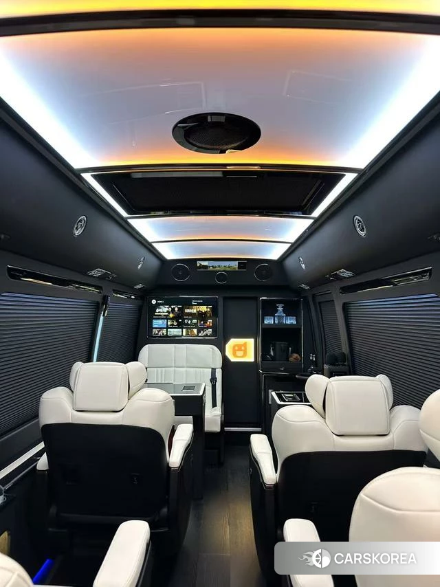 Toyota Costa 2023 Черный из Китая, фото 2