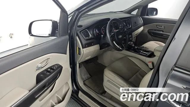 Kia The New Carnival id 2765456 из Кореи 12