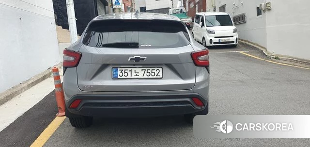 Chevrolet (GM Daewoo) Trax Crossover 2024 Серый из Кореи, фото 2