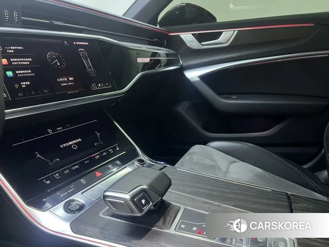 Audi A6L id 4290098 из Китая 10