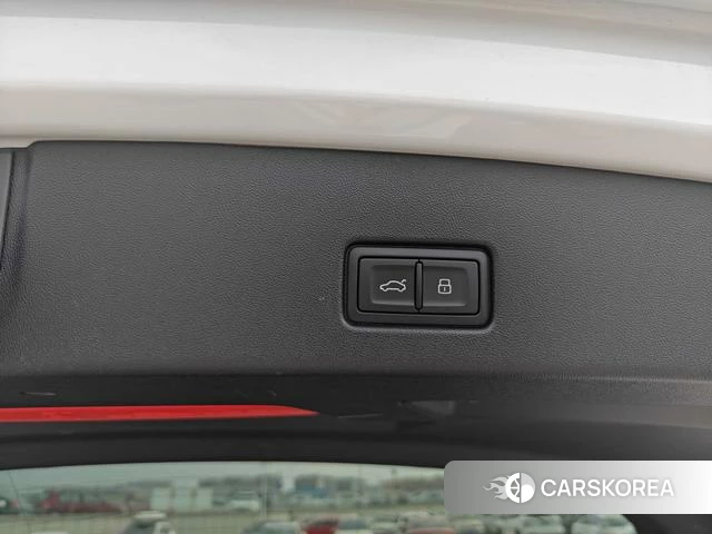 Audi Q4 e-tron id 4335152 из Китая 9