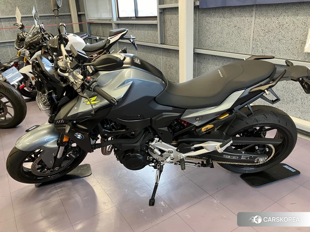 Проданный BMW F900R PREMIUM LINE 2023 из Японии, фото 2