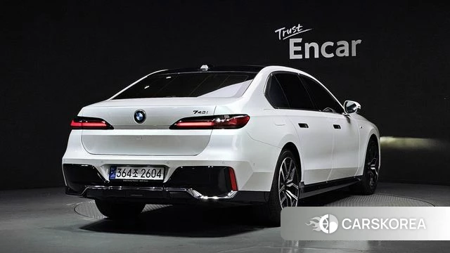 BMW 7 Series (G70) id 4541000 из Кореи 12
