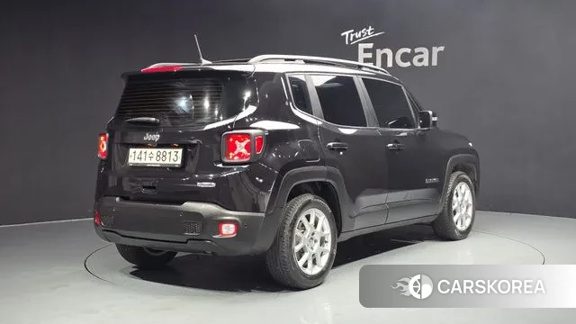 Jeep Renegade id 3468914 из Кореи 12