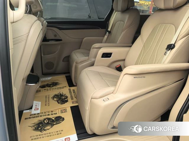 Buick GL8 PHEV id 4190448 из Китая 10