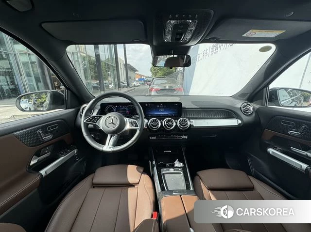 Mercedes-Benz GLB 2025 Черный из Китая, фото 2