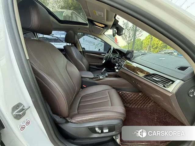 BMW 5 series id 4242249 из Китая 9