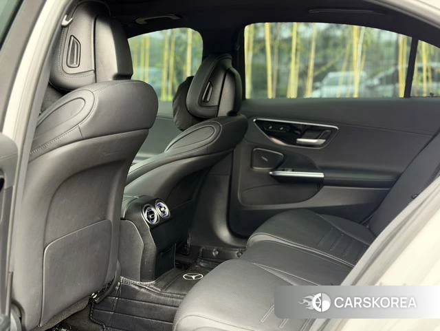Mercedes-Benz Class C 2024 Белый из Китая, фото 2