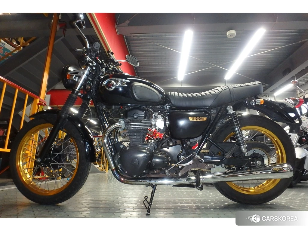 Проданный Kawasaki W800 SE 2012 из Японии, фото 2