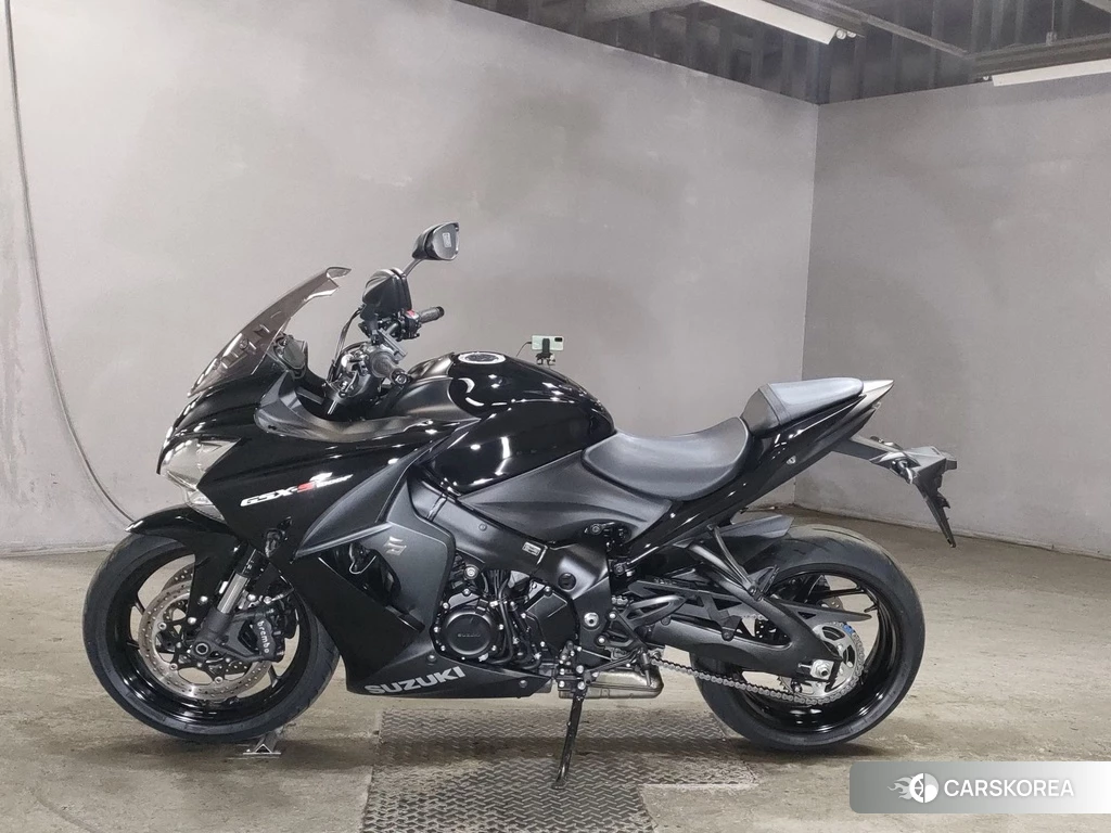 Проданный Suzuki GSX-S1000F 2019 из Японии, фото 2