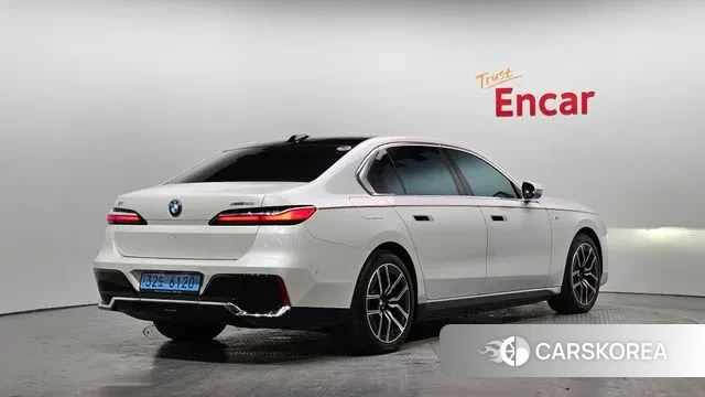 BMW i7 (G70) id 3610482 из Кореи 12