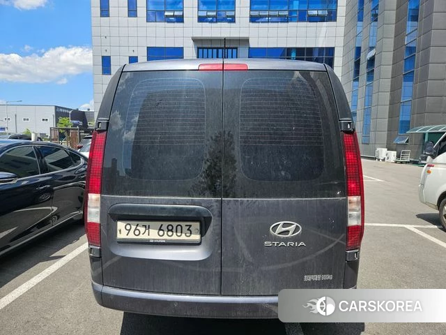 Hyundai Staria 2021 Серый из Кореи, фото 2