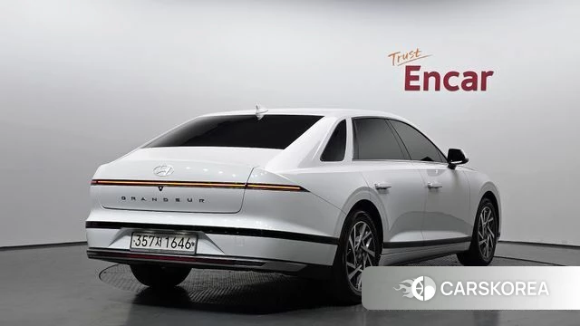 Hyundai Grandeur (GN7) id 3838490 из Кореи 12