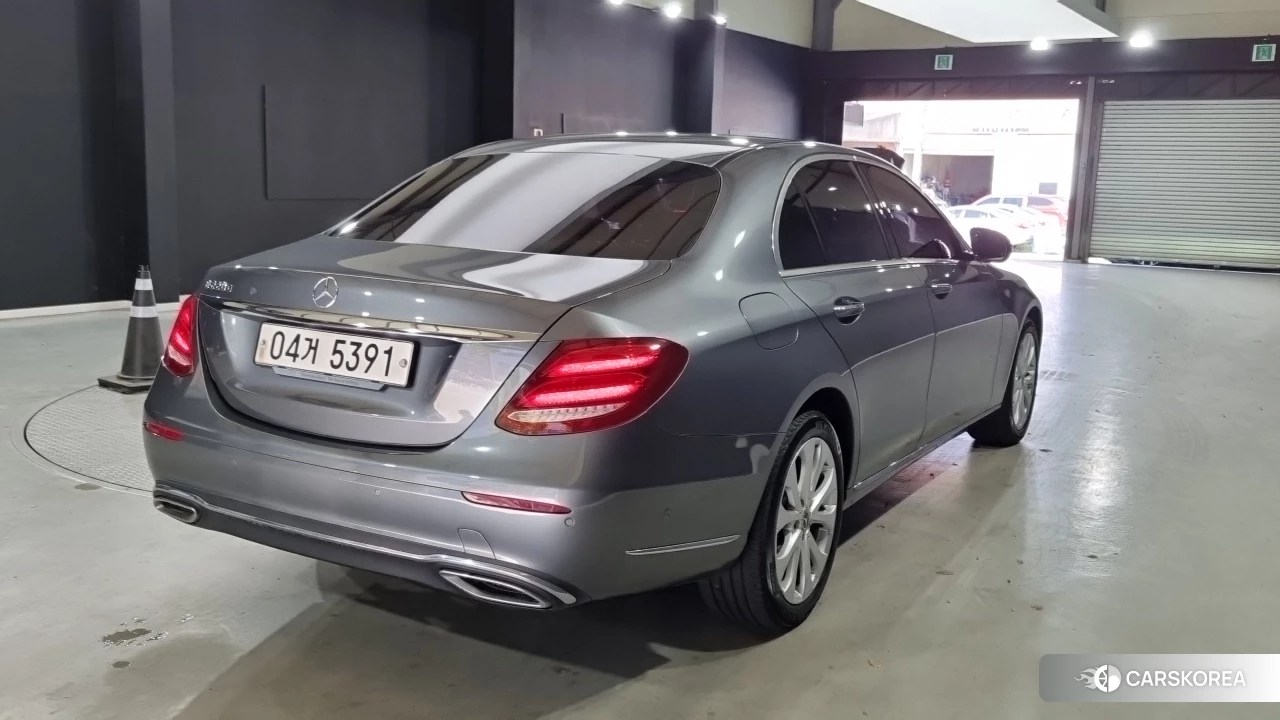 Mercedes-Benz E-Class W213 id 4890421 из Кореи 10