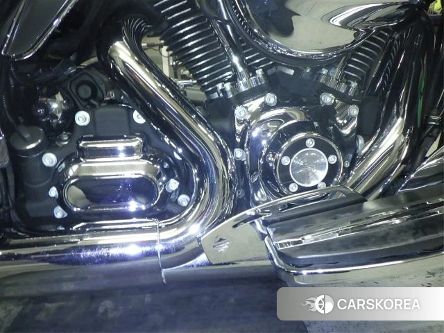 Engine photo
