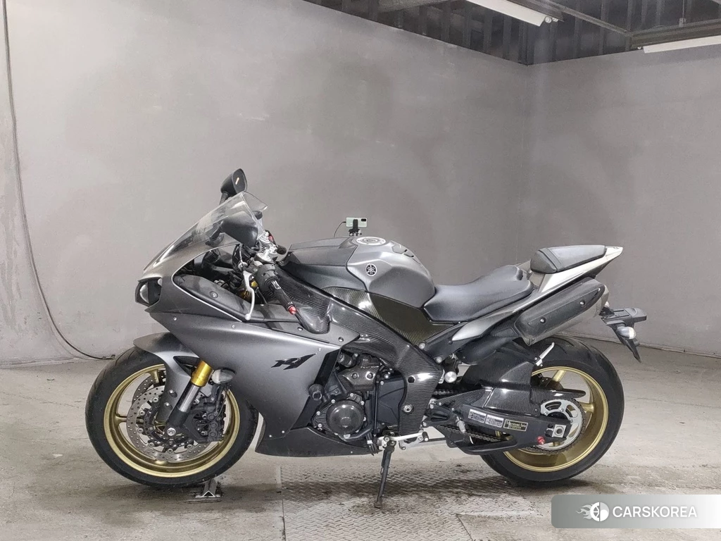 Проданный Yamaha YZF-R1 2013 из Японии, фото 2