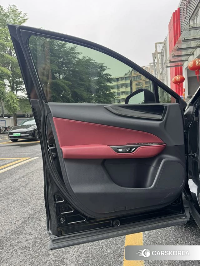 Lexus NX id 4277250 из Китая 9