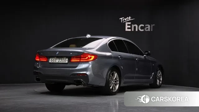 BMW 5 Series (G30) id 3319826 из Кореи 12