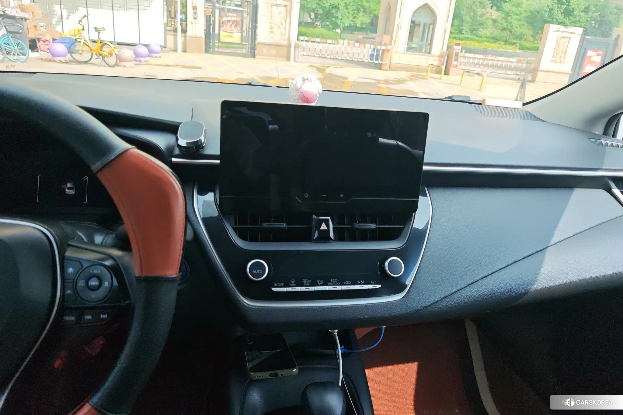Toyota Corolla id 4498844 из Китая 9