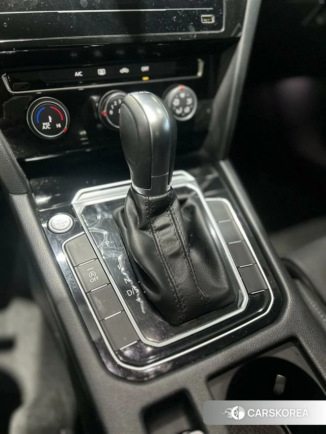 Volkswagen Magotan id 4190370 из Китая 12
