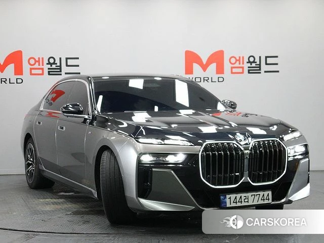 BMW 7 Series (G70) id 4792761 из Кореи 12