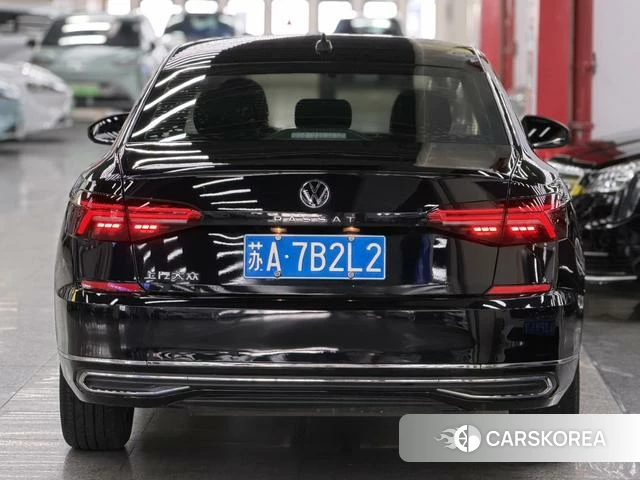 Volkswagen Passat 2021 Черный из Китая, фото 6