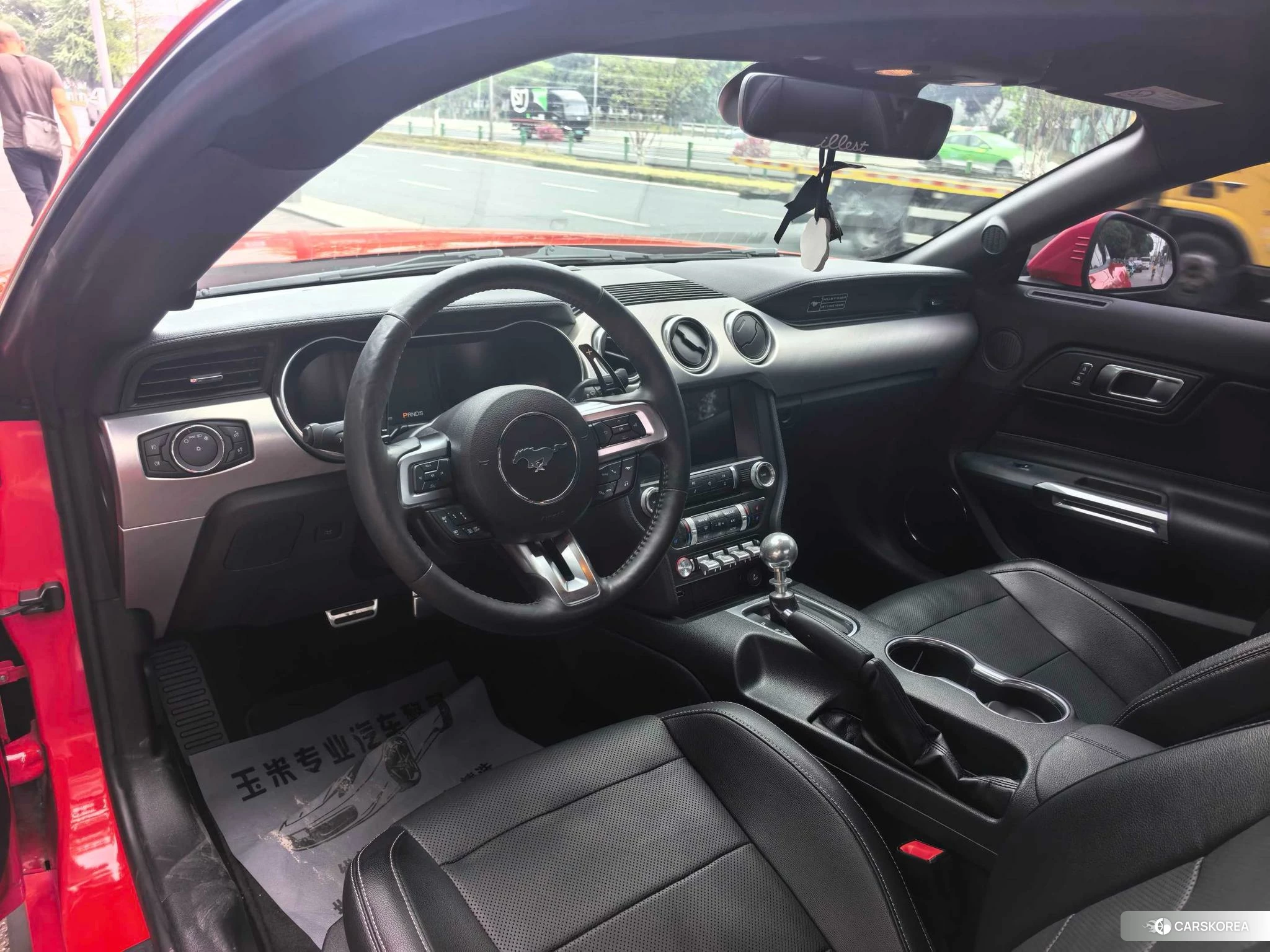 Ford Mustang id 4487485 из Китая 8