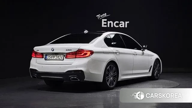 BMW 5 Series (G30) id 3515017 из Кореи 12