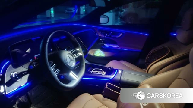 Mercedes-Benz E-class 2024 Черный из Китая, фото 2