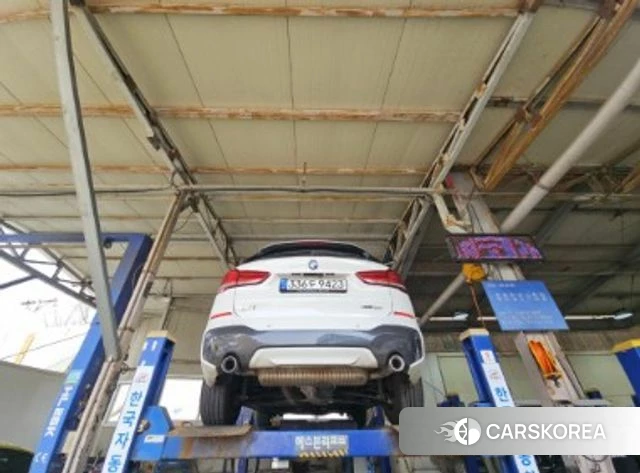 BMW X1 (F48) 2021 Белый из Кореи, фото 2