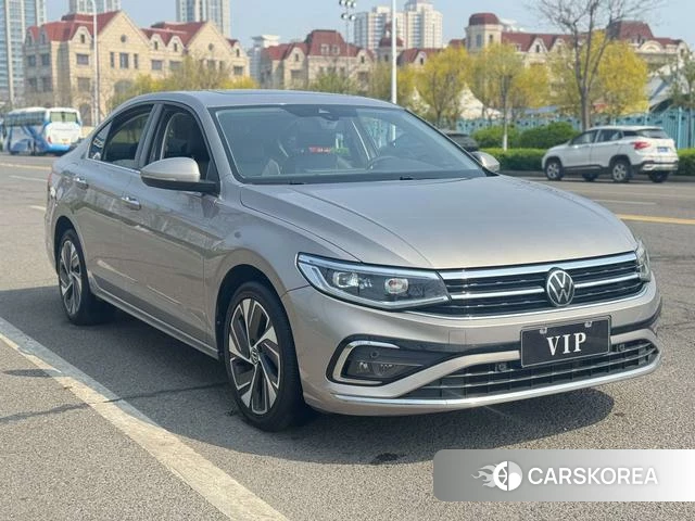 Volkswagen Bora 2022 Шампань из Китая, фото 4