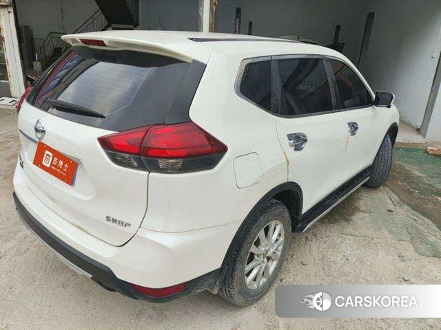 Nissan Qijun 2023 Белый из Китая, фото 2