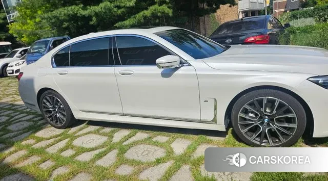 BMW 7 Series (G11) 2022 Белый из Кореи, фото 2