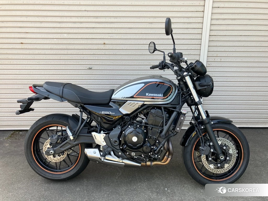 Проданный Kawasaki Z650RS 2023 из Японии